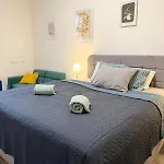 Apartamento Retro Boho Style St Clement With A Oasis