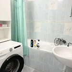 아파트 Retro Boho Style St Clement With A Oasis 프라하
