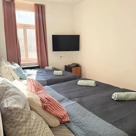 Apartament Retro Boho Style St Clement With A Oasis