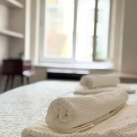 Retro Boho Style St Clement With A Oasis Apartament Praga