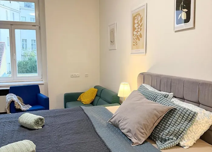 Retro Boho Style St Clement With A Oasis Apartament
