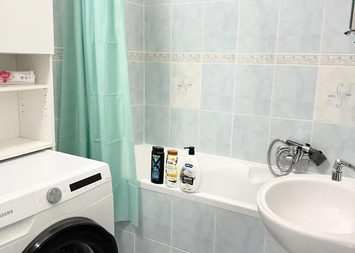 Apartament Retro Boho Style St Clement With A Oasis Praga