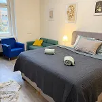 Appartement Retro Boho Style St Clement With A Oasis *
